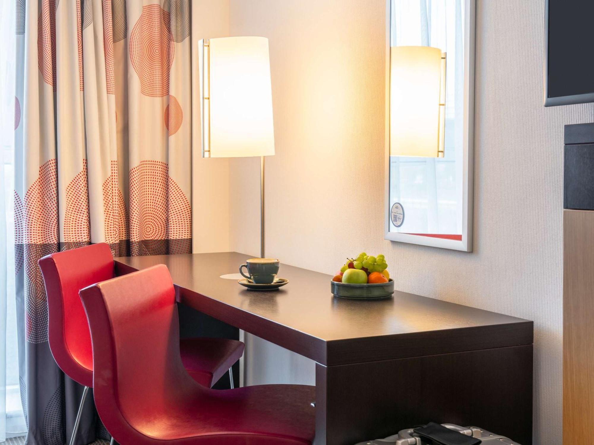 Novotel Edinburgh Park Esterno foto