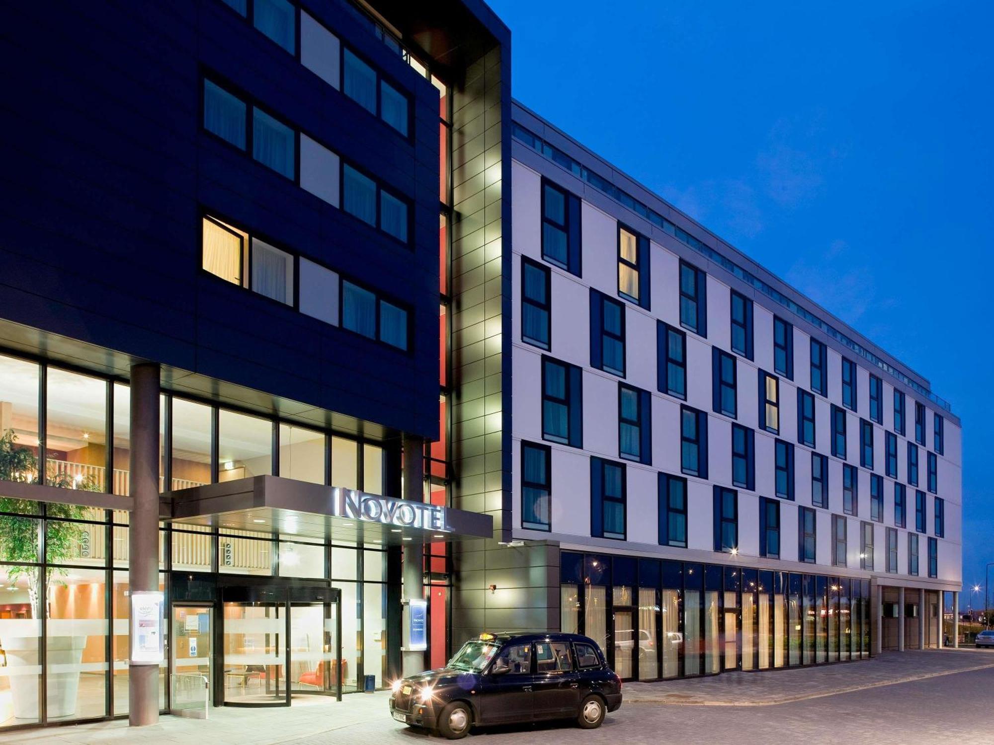 Novotel Edinburgh Park Esterno foto